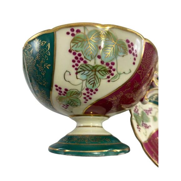 Vintage Occupied Japan Hand-Painted Large Teacup & Saucer Set With Grape Design - Picture 4 of 13